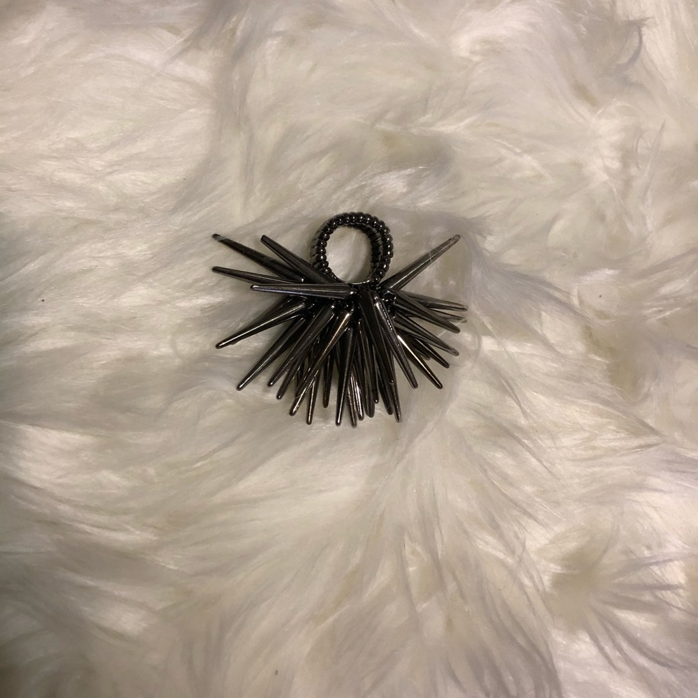 Chic Spike Stretch Fun Ring!!!